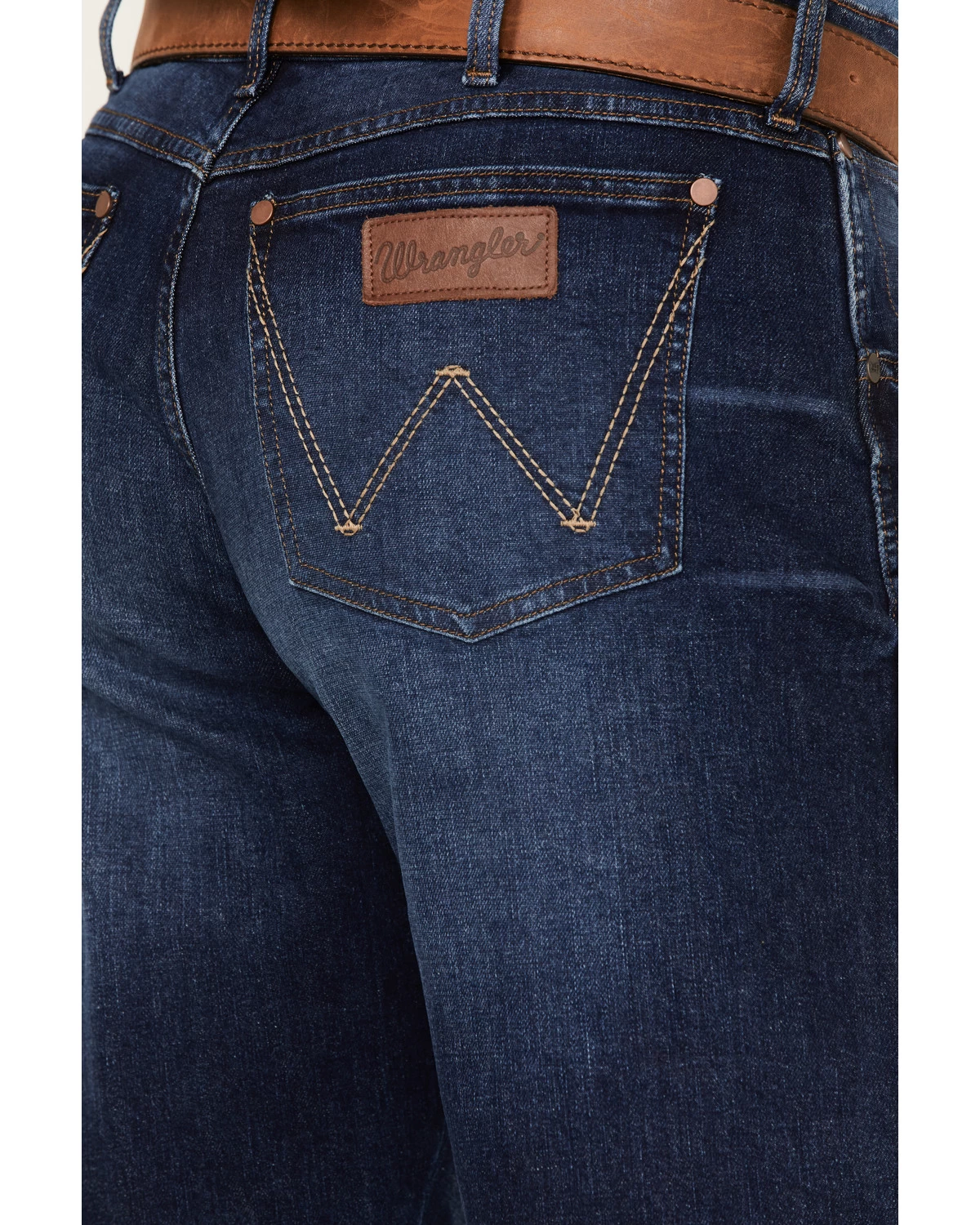Wrangler Retro Men's Arvada Dark Wash Stretch Relaxed Bootcut Jeans 6 Wrangler Retro Men's Arvada Dark Wash Stretch Relaxed Bootcut Jeans - Image 4